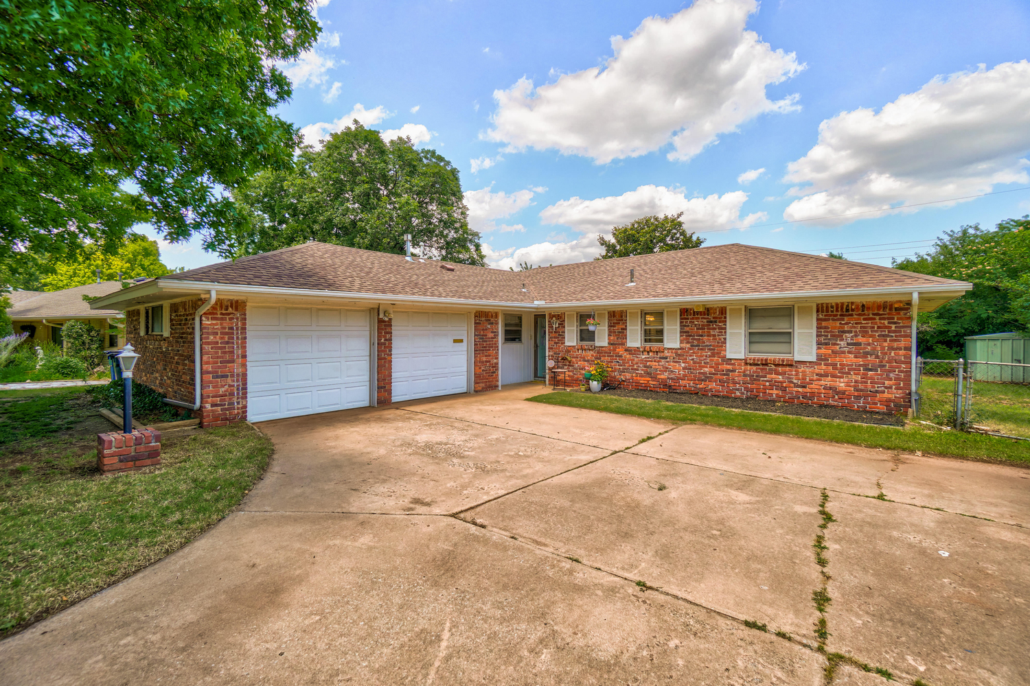 10700 Sunrise Boulevard The Village, Oklahoma 73120 Nested Tours